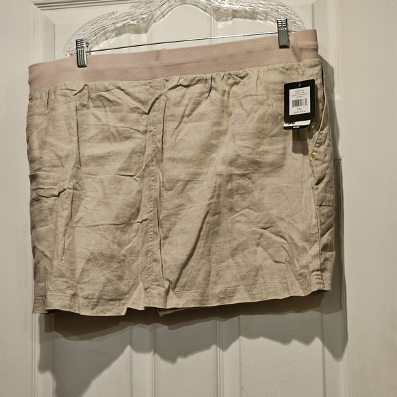 COMPANY ELLEN TRACY SKORT - Picture 2 of 2